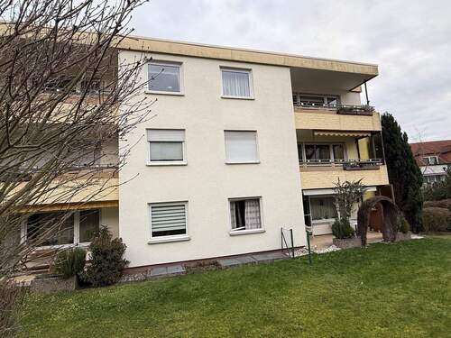 Aussenansicht hinten - 3 Zimmer Etagenwohnung in Kassel