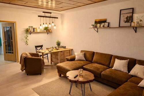 Bild 1 - 4-Zimmer Dachgeschosswohnung in Oesterholz-Schlangen