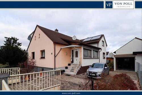 Titel - Charmante Doppelhaushälfte mit großem Grundstück in Waghäusel-Kirrlach