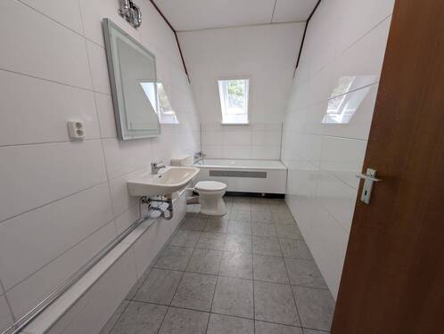 Badezimmer Dachgeschoss - 