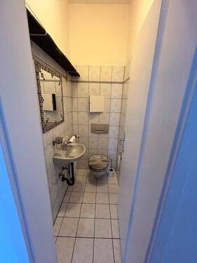 Gäste-WC.jpg - 4 Zimmer Etagenwohnung in Leipzig