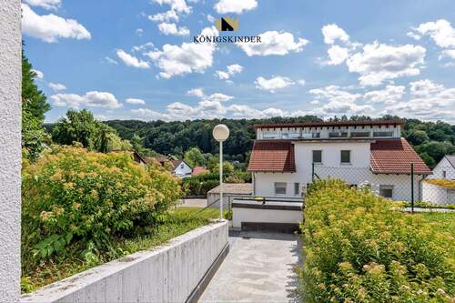 Aufgang - 3 Zimmer Etagenwohnung zum Kaufen in Schwäbisch Gmünd