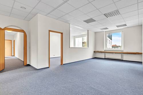 Büro / Empfang - 5 Zimmer Büro zur Miete in Eggenstein-Leopoldshafen