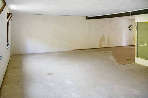 loftartiges Zimmer - 