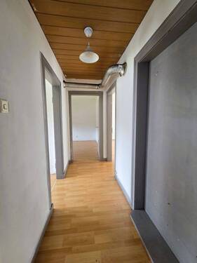 Flur - Doppelhaushälfte mit 120,00 m&sup2; in Albstadt zum Kaufen