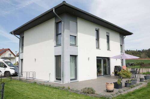 Außen - 4 Zimmer Einfamilienhaus in Kreßberg / Marktlustenau