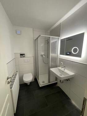 Bad - 2 Zimmer Etagenwohnung in Kaiserslautern