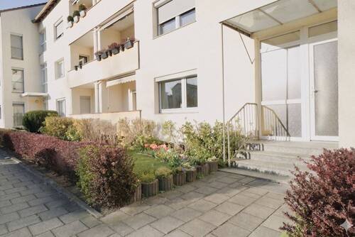 Vorderansicht - 3 Zimmer Etagenwohnung zum Kaufen in Bremerhaven