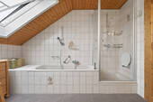 Badewanne + Dusche - 
