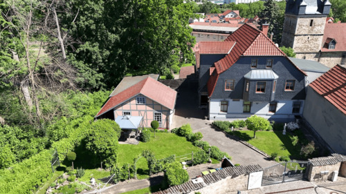 01.png - Großzügiges Wohnhaus mit Einliegerbereich, Büro- Praxisoption und außergewöhnlicher Kellerwelt auf zwei Ebenen