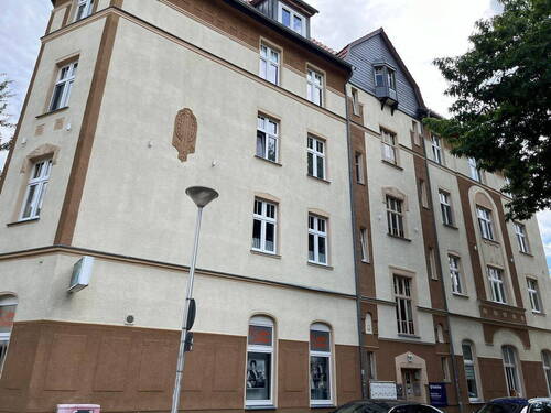 Ansicht Außen mit Eingang - Helle 3-Raumwohnung in Uninähe - zentral & ruhig gelegen