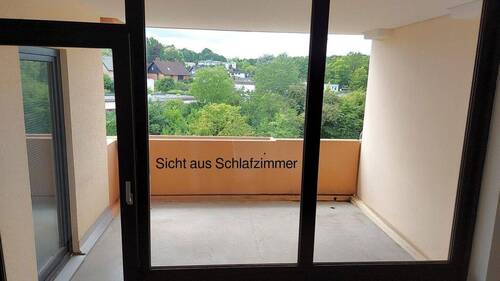 Balkon aus Schlafzimmersicht - 2 Zimmer Etagenwohnung in Alfter-Oedekoven
