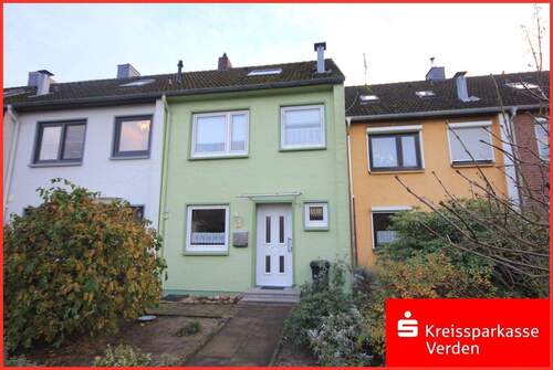 Straßenansicht - Reihenhaus als Alternative zur Eigentumswohnung