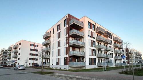 Außenansicht - + Perfekt für Singles oder Paare: Wohnung am Ziegelsee +