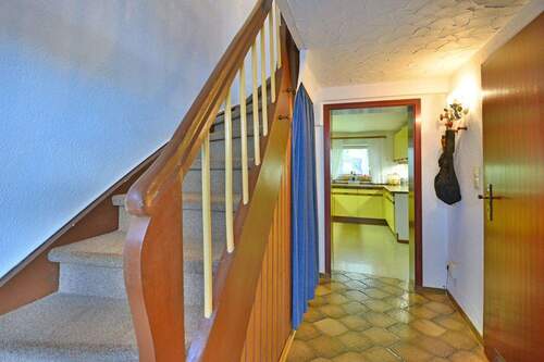 4045 - EG Flur - 4 Zimmer Doppelhaushälfte in Kassel