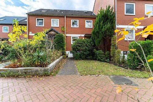 Ansicht vorne - 4 Zimmer Reihenmittelhaus zum Kaufen in Bremen