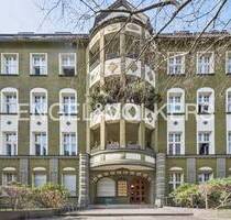 Wohnen über den Dächern von Westend - Altbauflair trifft Großstadtgefühl - Berlin