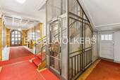 Antiker Fahrstuhl - 