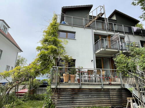 Haus und Garten - Doppelhaushälfte in Konstanz-Paradies - Architektenhaus