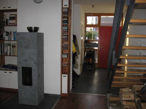 Kaminofen und Eingang - 