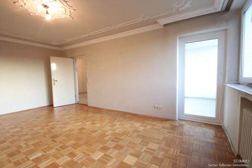 Wohnzimmer - 3 Zimmer Etagenwohnung in Haar