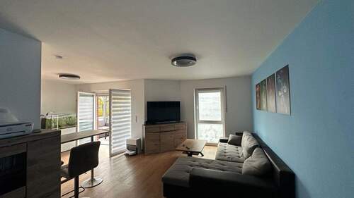 Wohnen vom Eingangsbereich aus - 