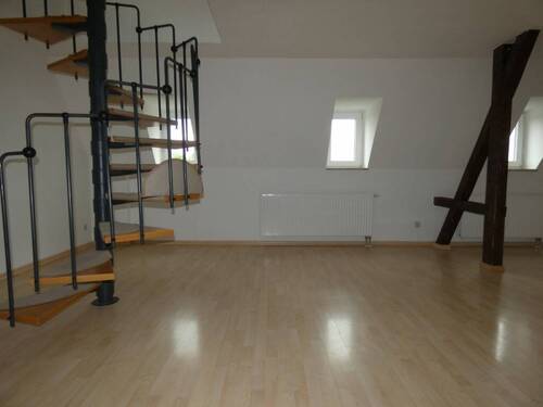 Wohnzimmer - Etagenwohnung mit 85,10 m&sup2; in Zwickau zur Miete