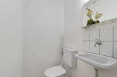 separates WC - 