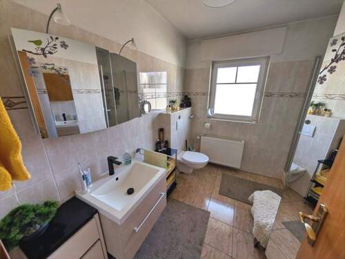 OG Duschbad mit WC - 