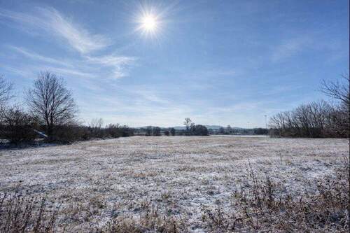 Blick auf das Grundstück - 325.000,00&nbsp;EUR Kaufpreis, ca.&nbsp; 0,00&nbsp;m&sup2;