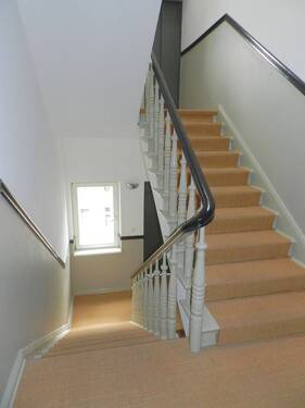 gepflegtes Treppenhaus - 