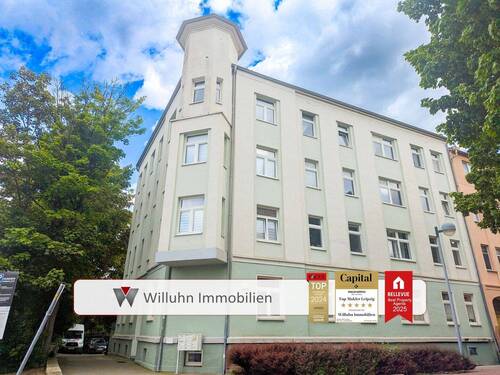 Nahansicht - Voll vermietetes MFH mit Stellplätzen und Balkonen! 