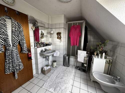 54624222-5a8f-4cc0-9979-d8a906ddb932-1845616401.jp - 