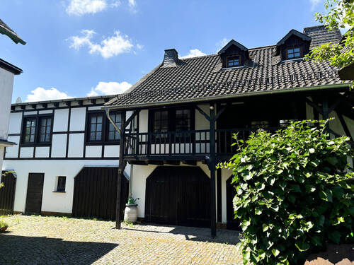 Vorderansicht - 7 Zimmer Einfamilienhaus zum Kaufen in Hamm