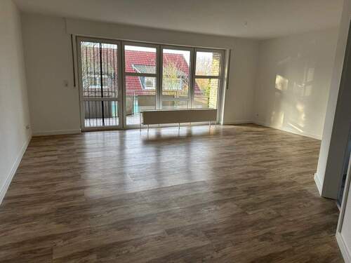 Wohnzimmer - 3 Zimmer Etagenwohnung zur Miete in Bünde