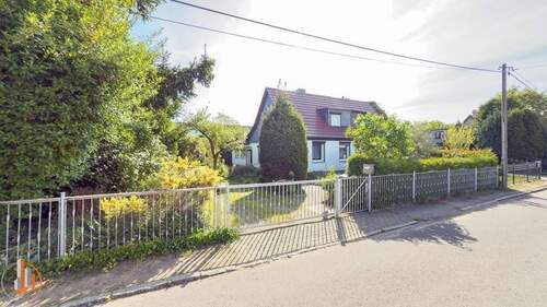 Ansicht von vorn - Doppelhaushälfte mit 95,10 m&sup2; in Magdeburg zum Kaufen