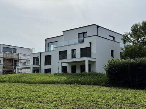 Rückansicht - 4 Zimmer Etagenwohnung zum Kaufen in Herford