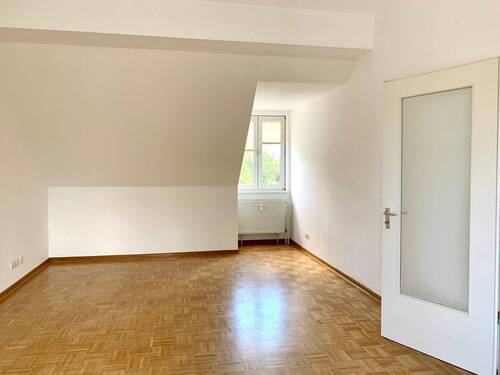 Wohnzimmer - 2 Zimmer Etagenwohnung zur Miete in Berlin