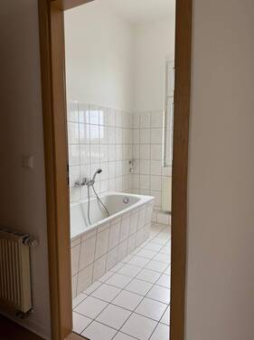 Bad2.jpg - 2 Zimmer Etagenwohnung in Coswig (Anhalt)