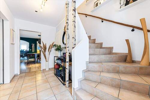 Flur EG - 8 Zimmer Einfamilienhaus zum Kaufen in Buchholz in der Nordheide