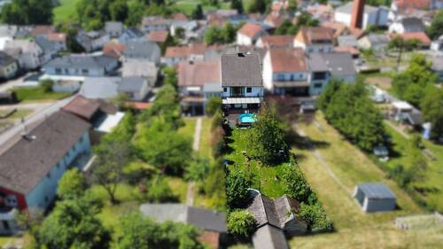 Rückansicht, Garten - 8 Zimmer Mehrfamilienhaus, Wohnhaus in Schmelz
