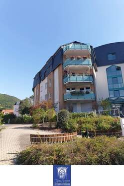 Zuwegung - Etagenwohnung mit 68,40 m&sup2; in Freital zum Kaufen