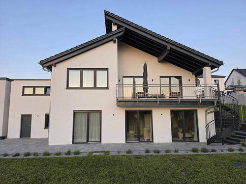 Bild 1 - Freistehendes Architektenhaus in Göllheim - Provisionsfrei zu verkaufen