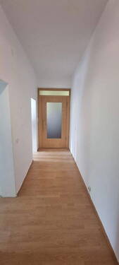 Bild 1 - 2½ Zimmer Wohnung in Nürnberg (2.OG) mit Balkon
