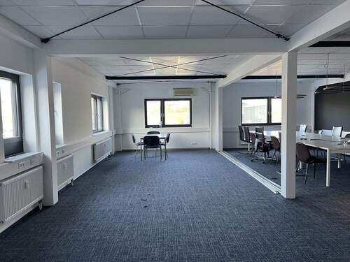 Gesamtansicht Büro 2 - Büro in Göppingen
