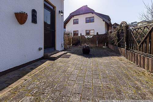 Terrasse Bild 1 - Einfamilienhaus mit 133,00 m&sup2; in Hönningen zur Miete