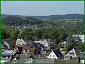 Fernblick vom Balkon - Gepflegte 3-Zimmer-Eigentumswohnung mit Garage und schönem Blick über Wittlich