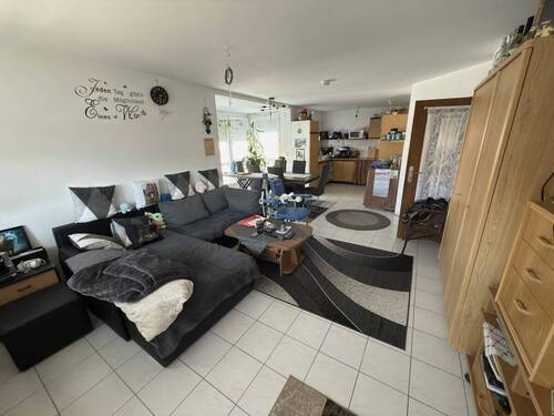 Wohnzimmer - 3 Zimmer Etagenwohnung zum Kaufen in Villingendorf