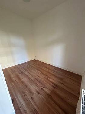 halbes Zimmer/ Schlafzimmer - 