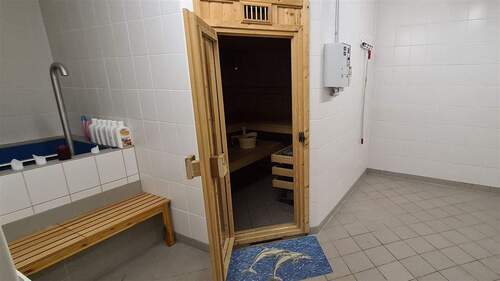 Sauna u. Tauchbad im Haus - 